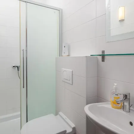 2 Bedroom Beautiful In Lozari *